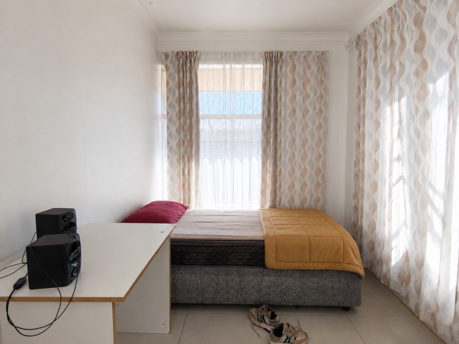 17 Bedroom Property for Sale in Universitas Free State